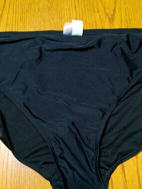 3X SWIM SUIT BOTTOM BLACK NEW WITHOUT TAGS DEGREE